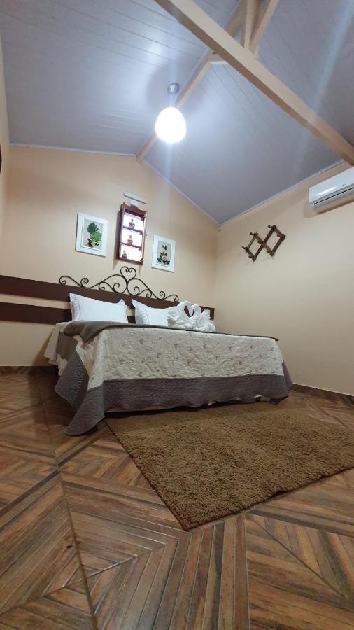 Ct Vila Raiza Goulao Pirenopolis Exterior photo